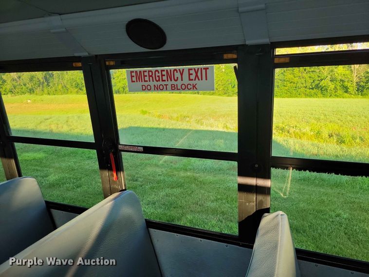 image for item FU0028 2011 Thomas 341TS school bus