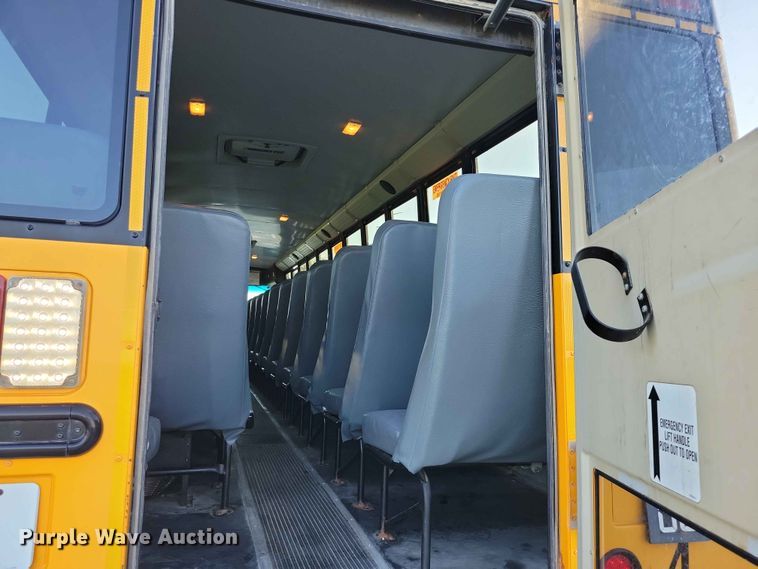 image for item FU0028 2011 Thomas 341TS school bus
