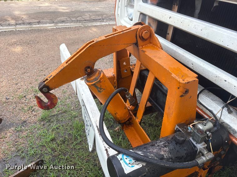 image for item NM9818 1975 Dodge D600 dump truck