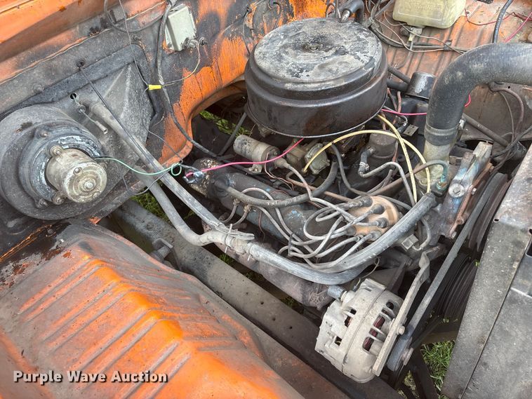 image for item NM9818 1975 Dodge D600 dump truck