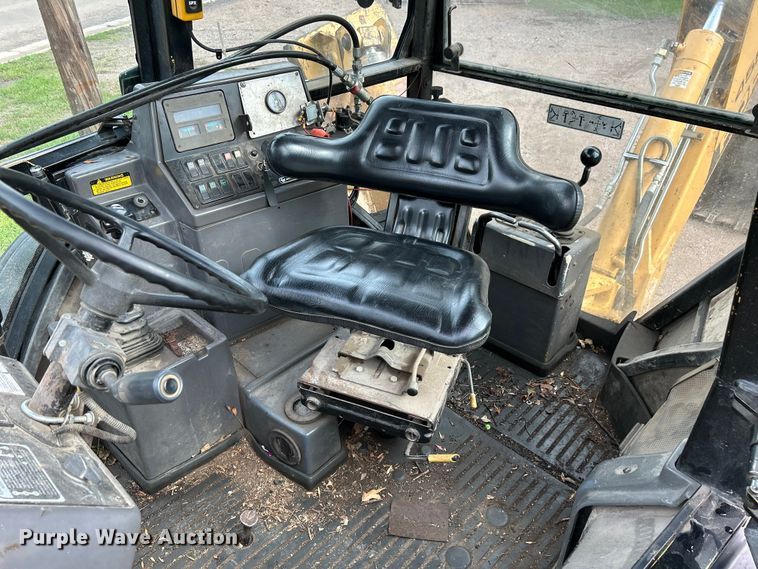 image for item NM9820 1989 Ford 455C backhoe