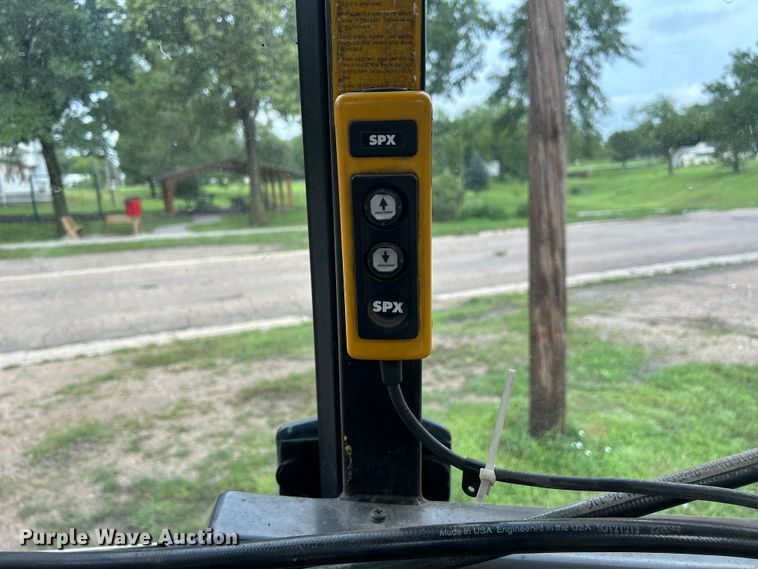 image for item NM9820 1989 Ford 455C backhoe