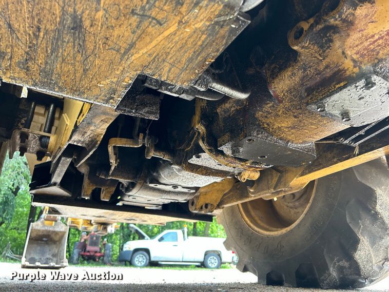 image for item NM9820 1989 Ford 455C backhoe