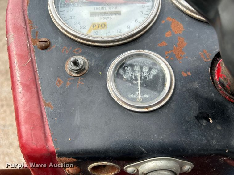 image for item NM9821 1970 International Harvester 544 Tractor
