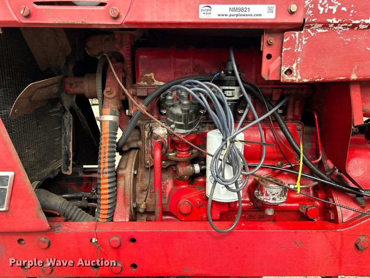 image for item NM9821 1970 International Harvester 544 Tractor