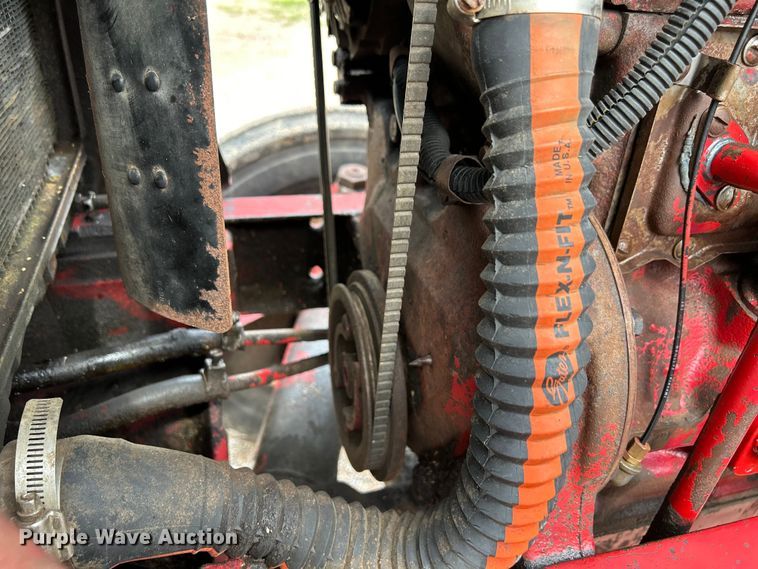 image for item NM9821 1970 International Harvester 544 Tractor