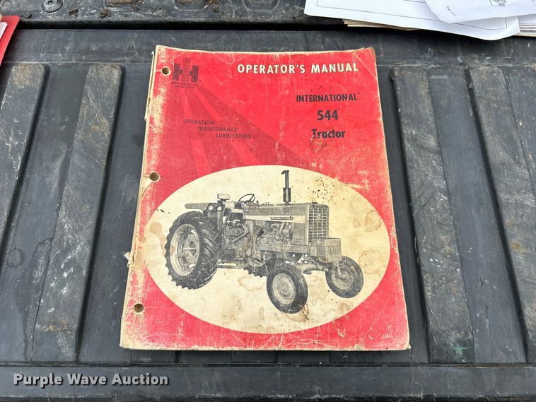 image for item NM9821 1970 International Harvester 544 Tractor