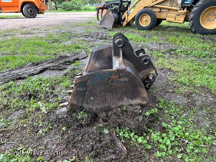 image for item NM9823 Excavator bucket