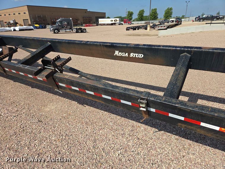 image for item DQ0007 2012 MD Products Inc Mega Stud header trailer