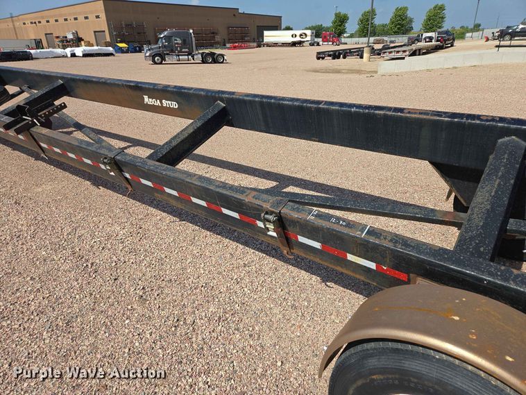 image for item DQ0007 2012 MD Products Inc Mega Stud header trailer