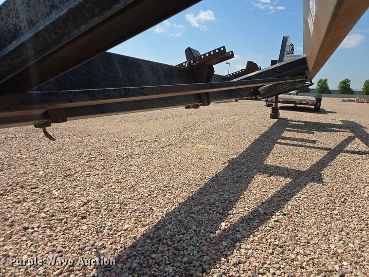 image for item DQ0007 2012 MD Products Inc Mega Stud header trailer