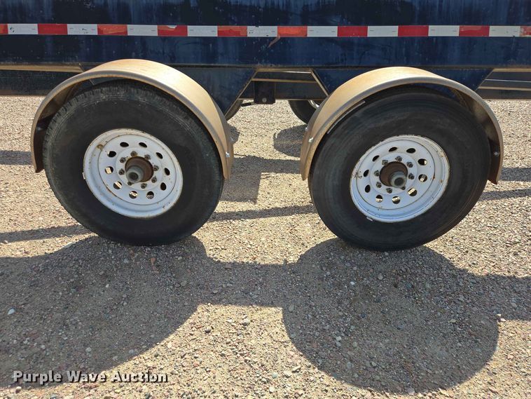 image for item DQ0007 2012 MD Products Inc Mega Stud header trailer