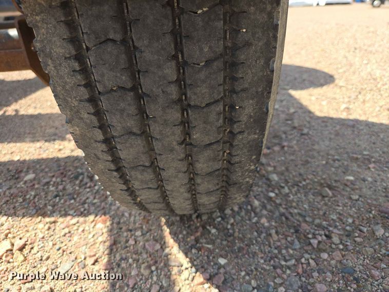 image for item DQ0007 2012 MD Products Inc Mega Stud header trailer