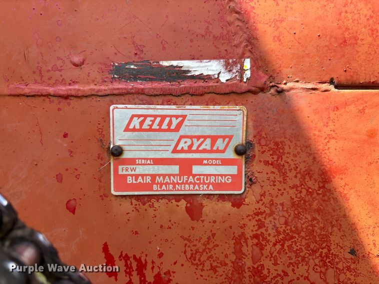 image for item EA4815 2003 Ford F550 feed mixer truck