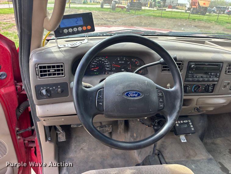 image for item EA4815 2003 Ford F550 feed mixer truck