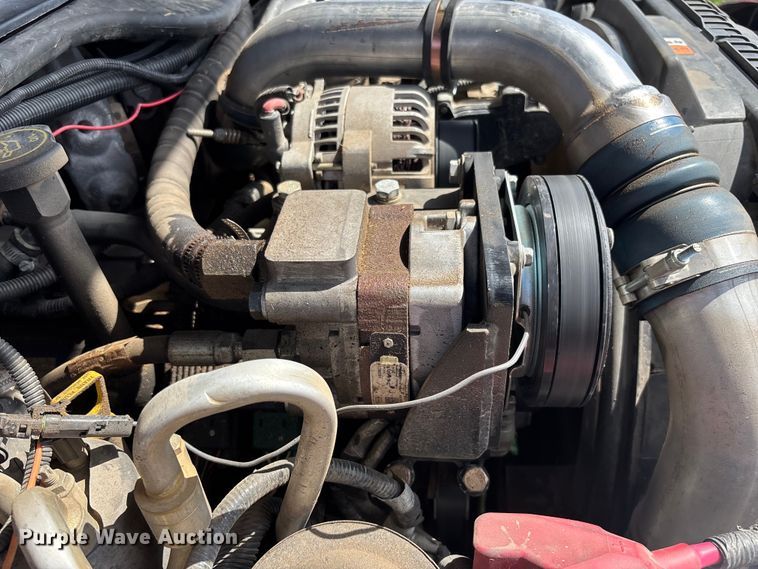 image for item EA4815 2003 Ford F550 feed mixer truck