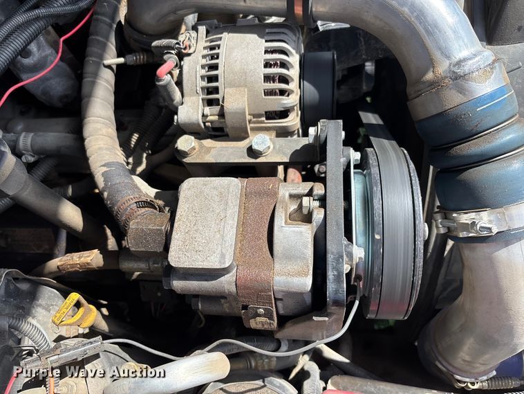 image for item EA4815 2003 Ford F550 feed mixer truck
