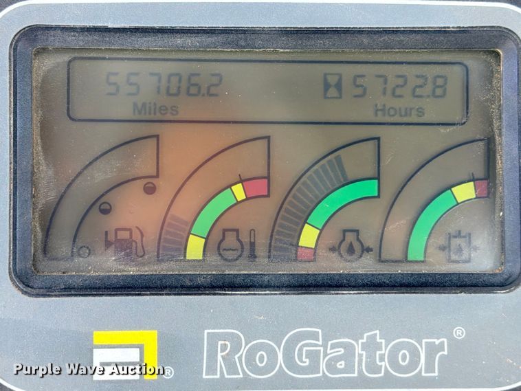 image for item ED5391 2000 Ag-Chem RoGator 1254 sprayer