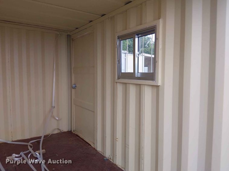 image for item EE1620 Shipping container