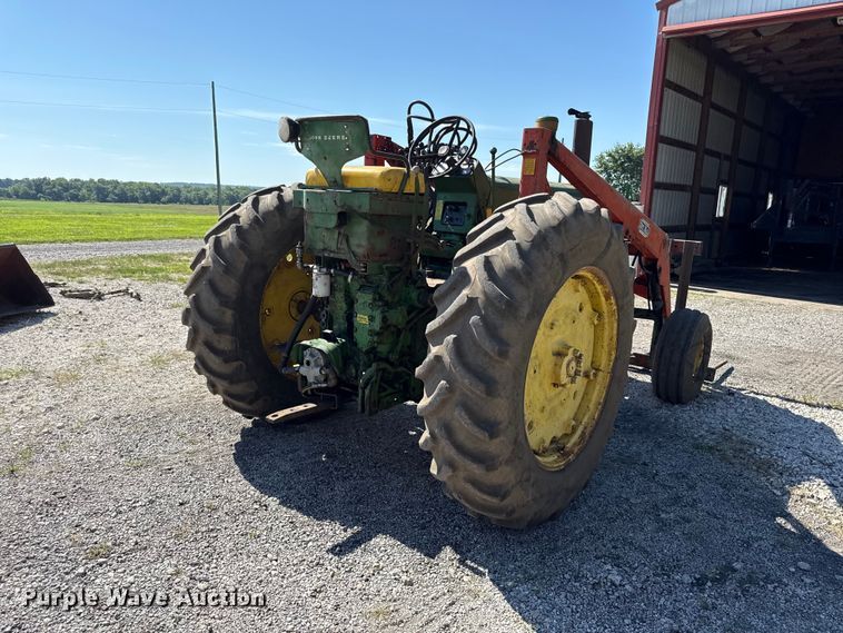 image for item EN0389 1959 John Deere 730 tractor
