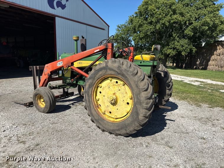 image for item EN0389 1959 John Deere 730 tractor