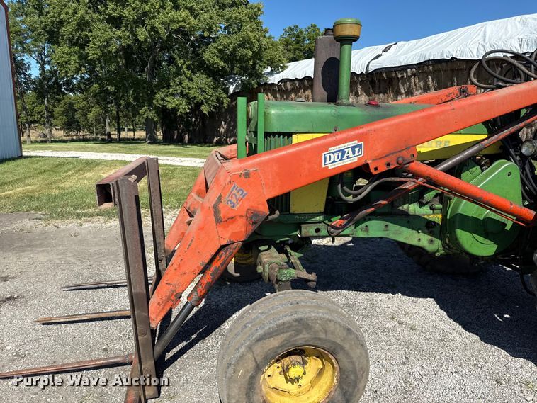 image for item EN0389 1959 John Deere 730 tractor