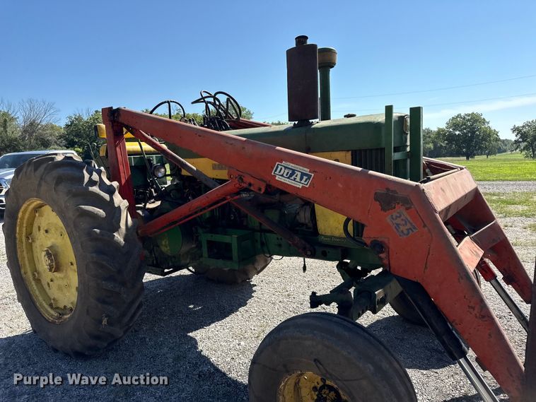 image for item EN0389 1959 John Deere 730 tractor