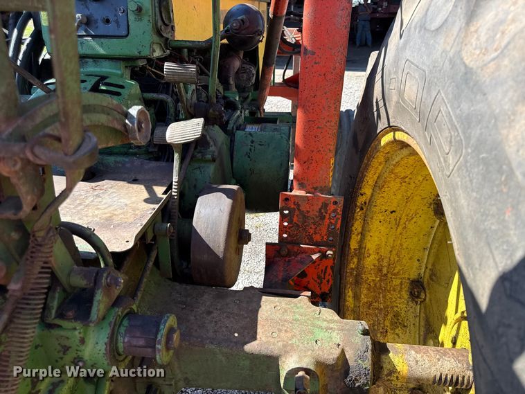 image for item EN0389 1959 John Deere 730 tractor