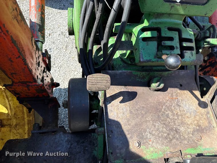 image for item EN0389 1959 John Deere 730 tractor