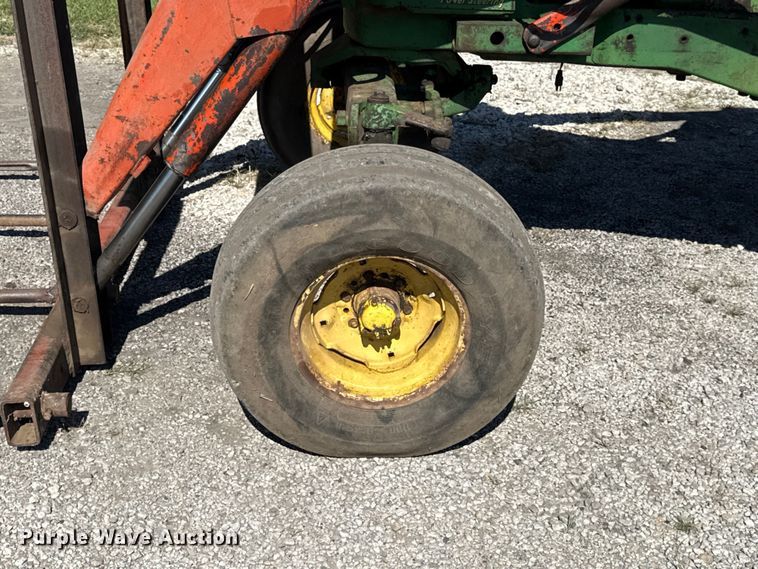image for item EN0389 1959 John Deere 730 tractor