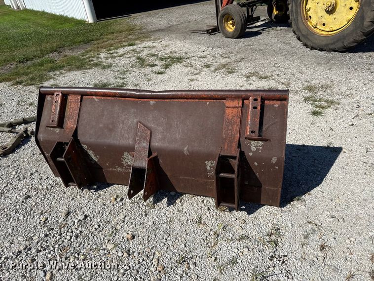 image for item EN0389 1959 John Deere 730 tractor