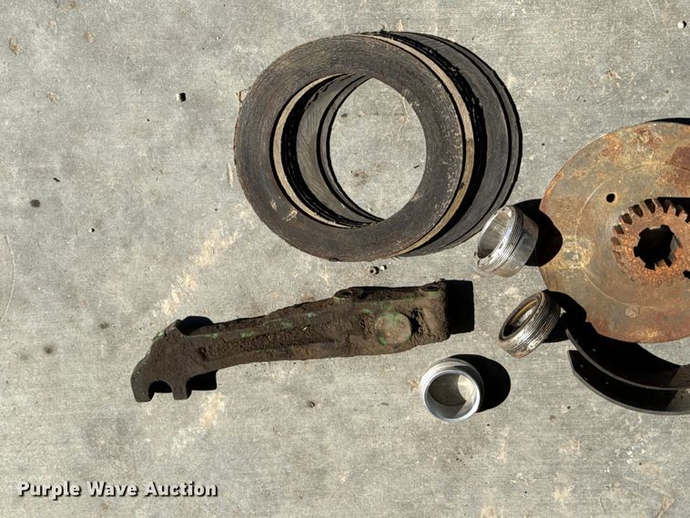 image for item EN0389 1959 John Deere 730 tractor