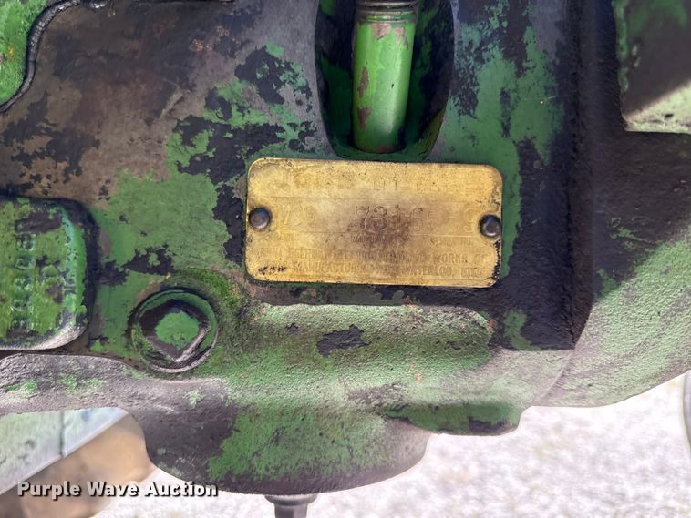 image for item EN0389 1959 John Deere 730 tractor