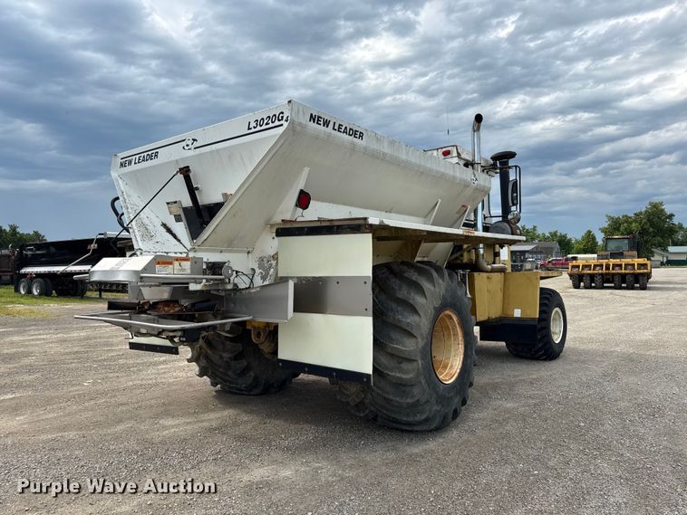image for item EN0399 Terra Gator 1844 spreader