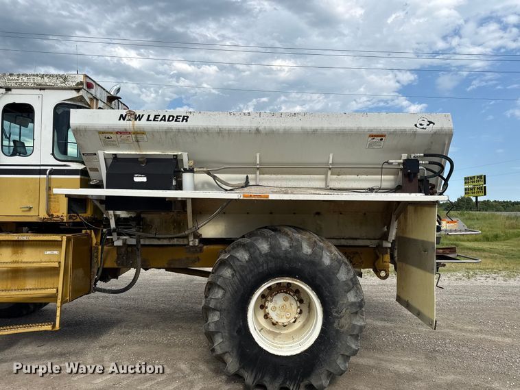 image for item EN0399 Terra Gator 1844 spreader