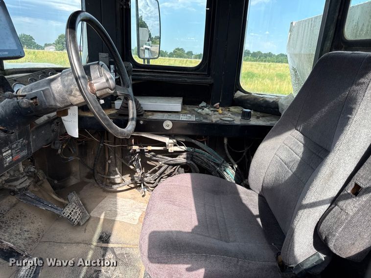 image for item EN0399 Terra Gator 1844 spreader