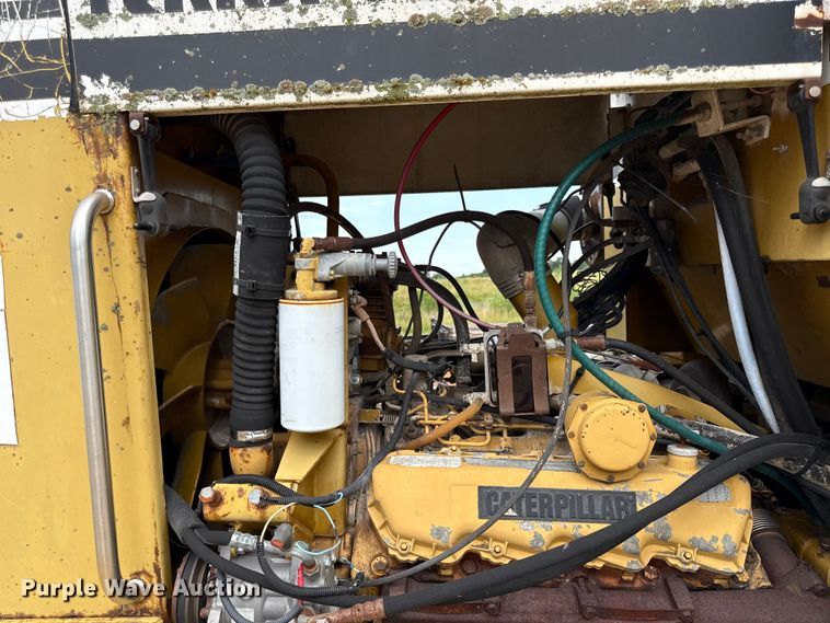 image for item EN0399 Terra Gator 1844 spreader