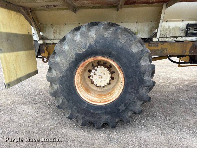 image for item EN0399 Terra Gator 1844 spreader