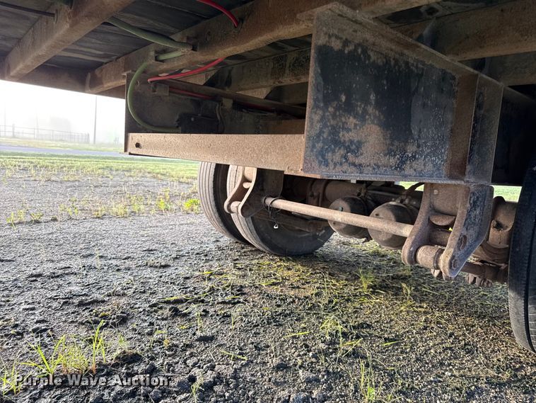 image for item EN0416 2000 Neville Built livestock trailer