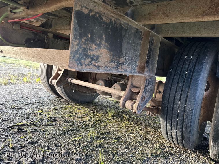 image for item EN0416 2000 Neville Built livestock trailer
