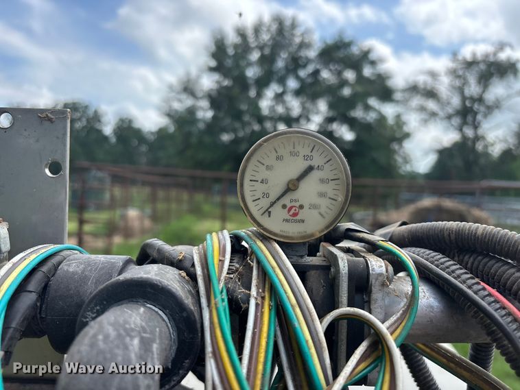 image for item EO4365 Wylie Manufacturing Co.  sprayer trailer
