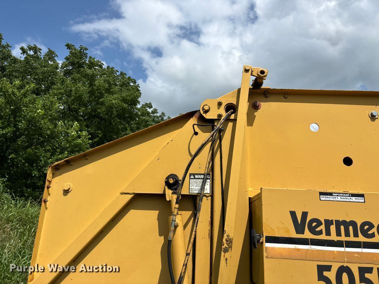 image for item EO4366 1988 Vermeer 505I round baler