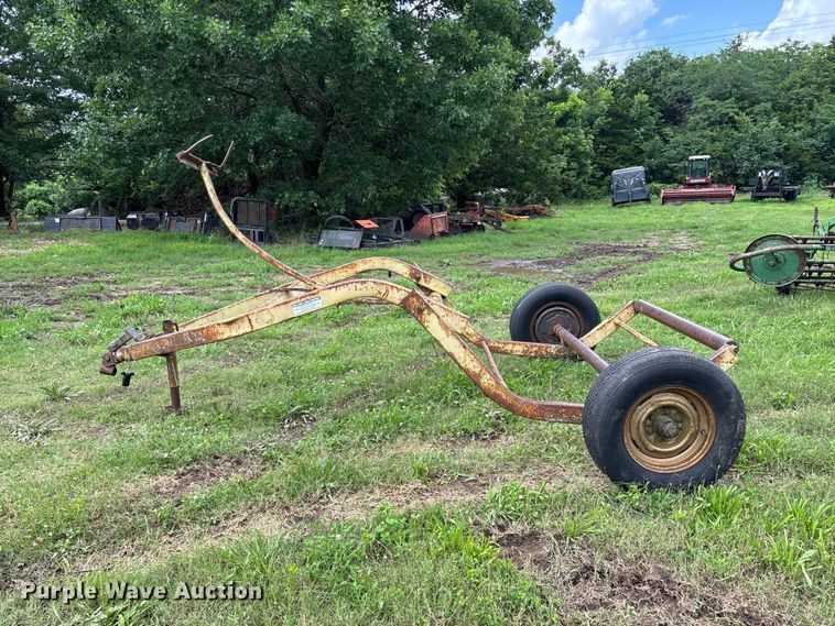 image for item EO4367 Tumble Bug  hay bale mover