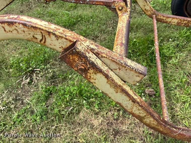 image for item EO4367 Tumble Bug  hay bale mover