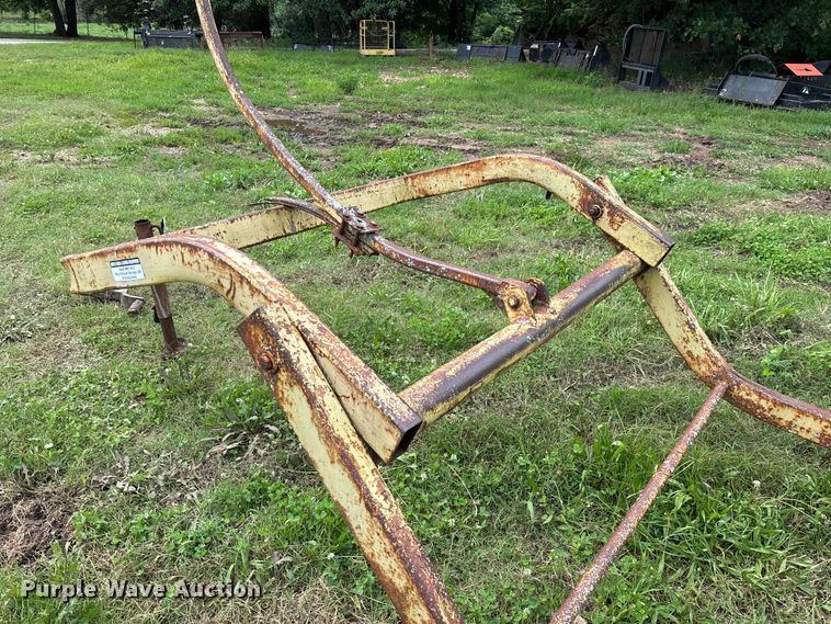image for item EO4367 Tumble Bug  hay bale mover