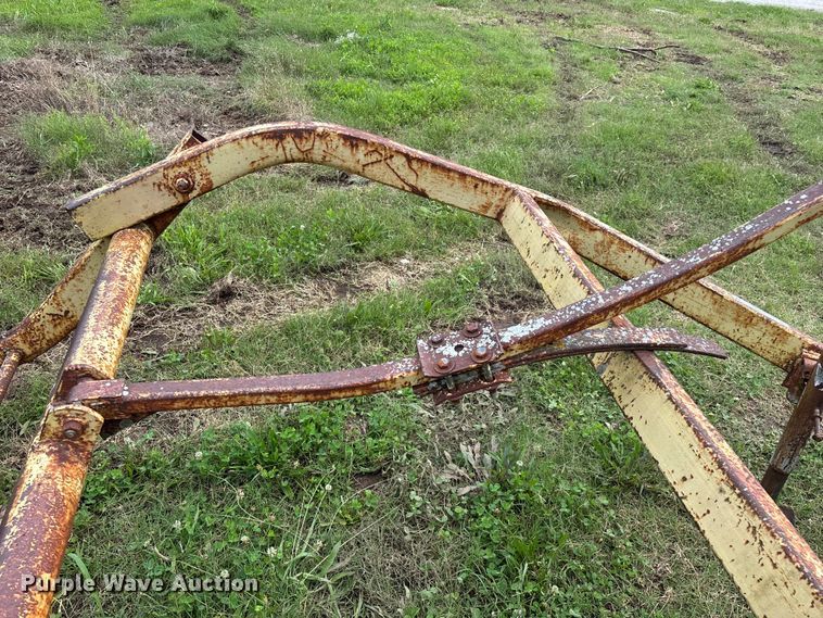 image for item EO4367 Tumble Bug  hay bale mover