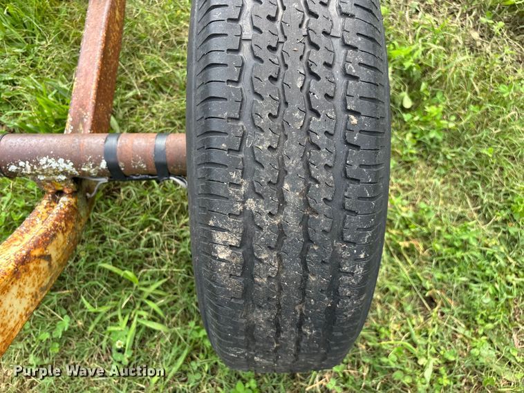 image for item EO4367 Tumble Bug  hay bale mover