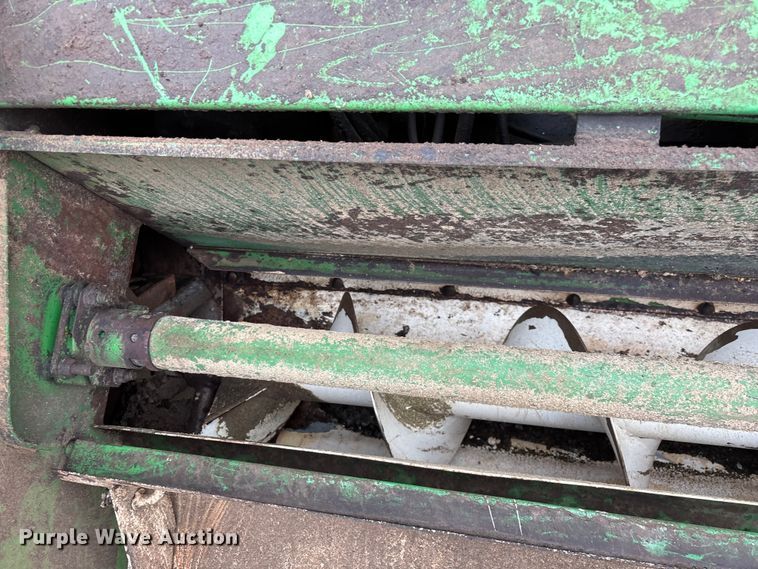 image for item EO4382 John Deere 3960 forage harvester