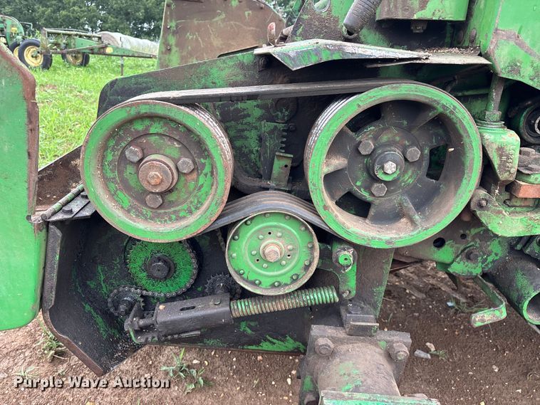 image for item EO4382 John Deere 3960 forage harvester