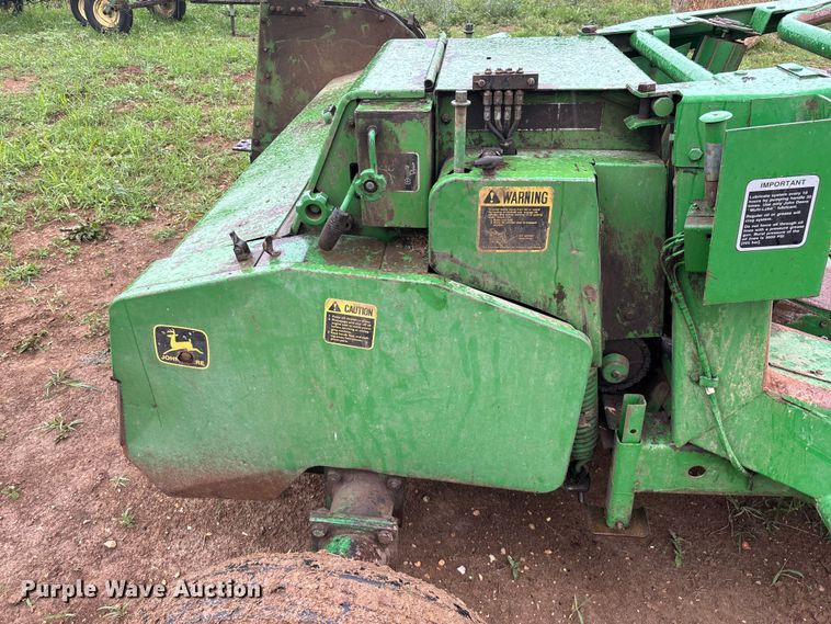 image for item EO4382 John Deere 3960 forage harvester